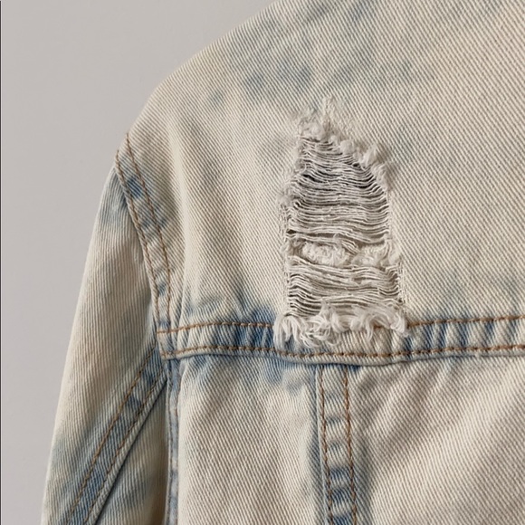 ❌SOLD❌ Free People jean jacket - Picture 4 of 7